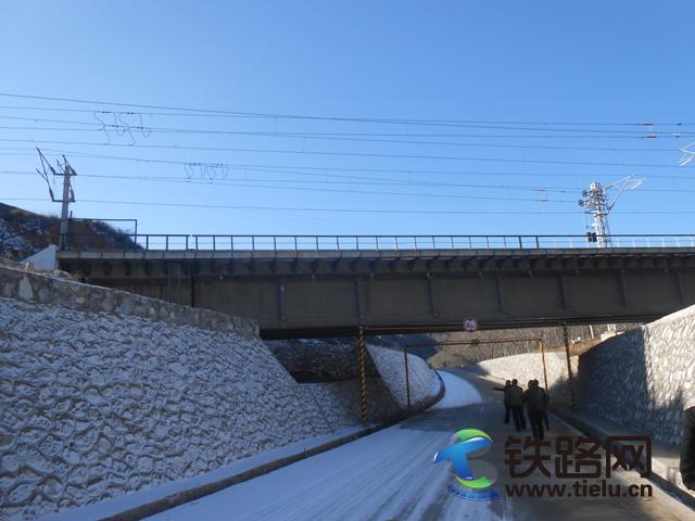 1456900997498145.jpg 201603011631423052.jpg