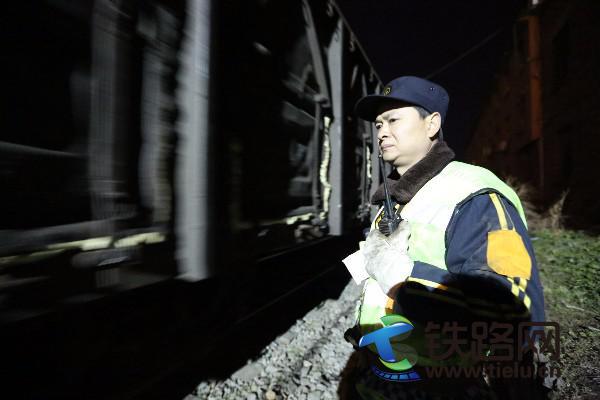 ���ڝ����B�m15��ֵ�س�Ϧҹ