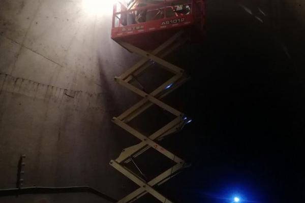 �L���е��L��