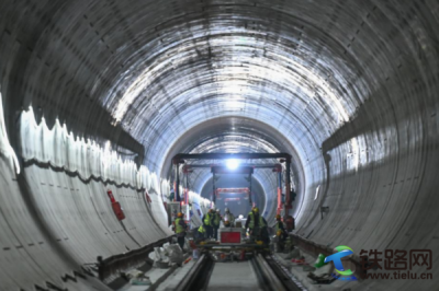 ��һ���b��ʽ܉�����ܾ��{(di��o)ϵ�y(t��ng)���ؑc܉��15̖(h��o)����(y��ng)��