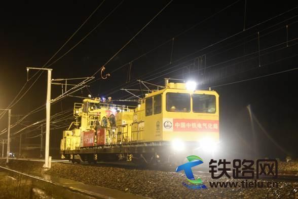 ��Ѹ��F��׶ν��|�W(w��ng)ȫ��؞ͨ