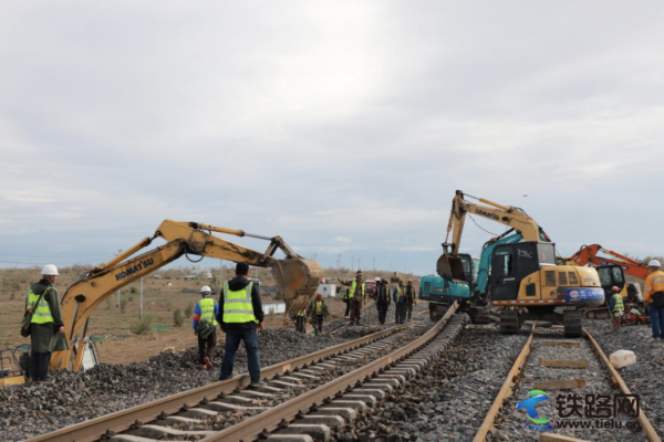 ���F��ʮһ�֞����F·�U�ܸ���S2���Ŀɳ��վ���ʖ|