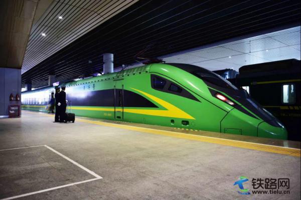 ���ԭ�F·���G���ˡ����{�o��