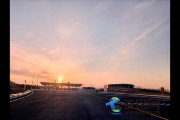 ��Į׃ͨ;�������������~�{�����l�ν���ͨ܇