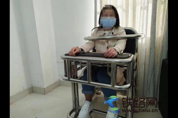 ��߀����һŮ�ӾW�����H�_ؔ20���f ���f���F��ץ�@