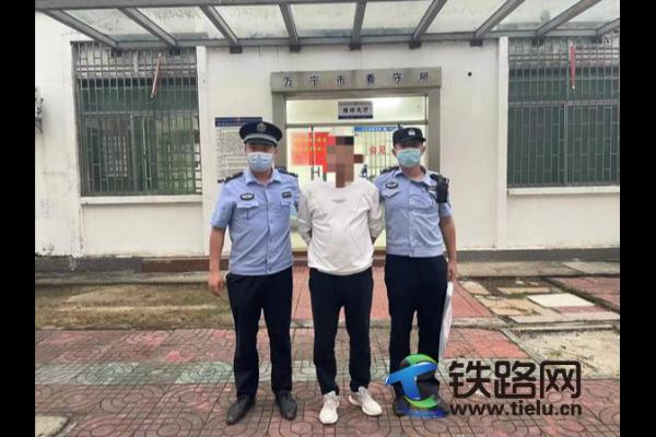 һŮ�������پ��족���_35�fԪ �����f���F���ɹ�ץ�@