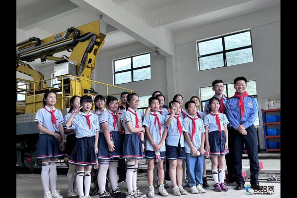 路地合作在這里深耕,路外安全意識(shí)在心中長(zhǎng)存