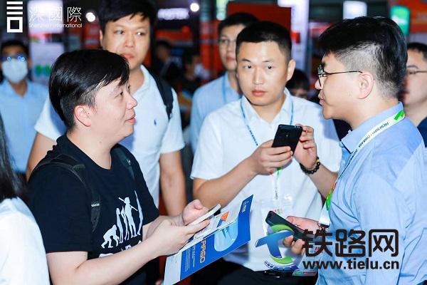 ����H�������������p��չ �󞳅^��Ş�ǻ۲���δ��