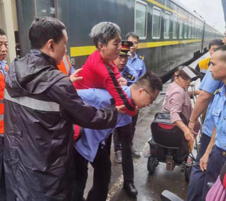 ��܇�Rͣ վ܇���D�\633���ÿ�