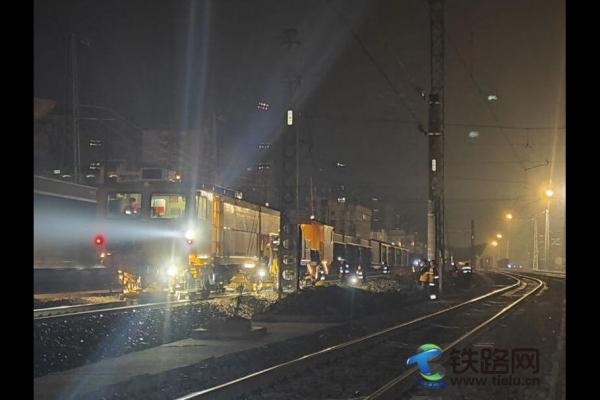  ��ҹ������ʩ�� ����\��ȫ