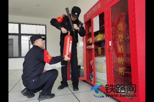 ����վ�ɳ����_չ���\������ȫ��z��