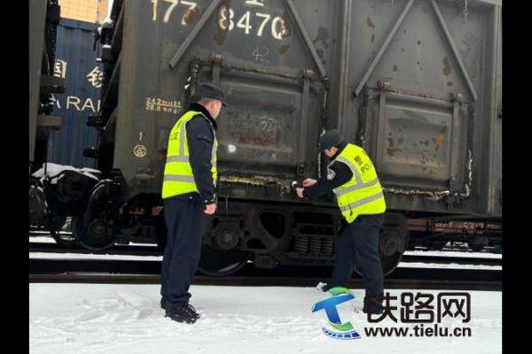  �G�T�F������ѩ���� �M��؟ ȫ�����o��·��ȫ