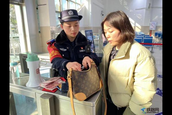 �����F�������ÿ��һ��fԪؔ��