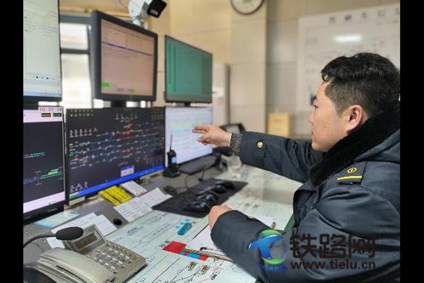  ���Σ����\��ȫ��Ļ�����o��