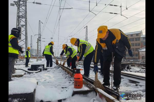 ѩ���p�������ˣ����� ����������Є�