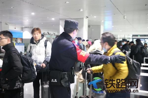 �˲��F��ȫ����(y��ng)��Ԫ����(ji��)�󷵳̸߷�