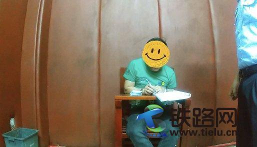 �����ÿ͔y���`��Ʒ���J�l�C���f���F��Ѹ��̎��