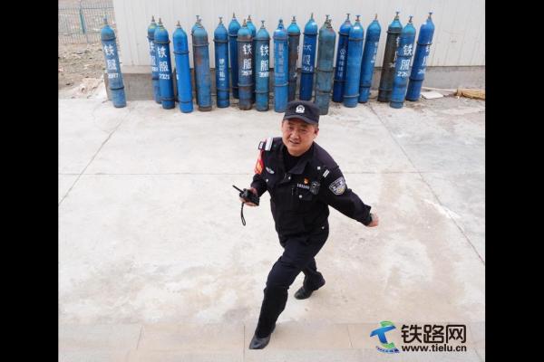 ʮ���d ѩ���F�� ��L��ѩ �T��·�x��