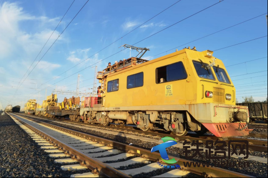 集通鐵路大哲段接觸網正線冷滑試驗完成