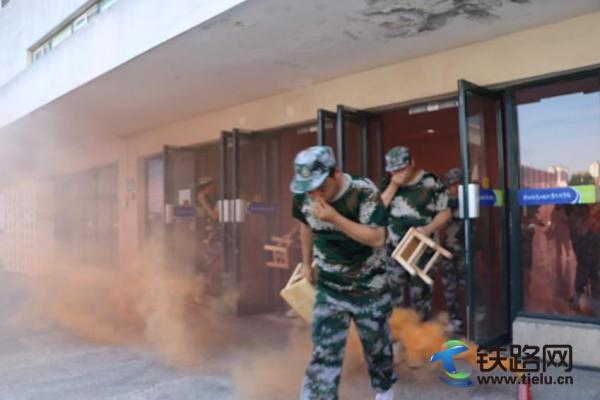 ������������ȫ��һ����FԺ�_չ2024������������ɢ